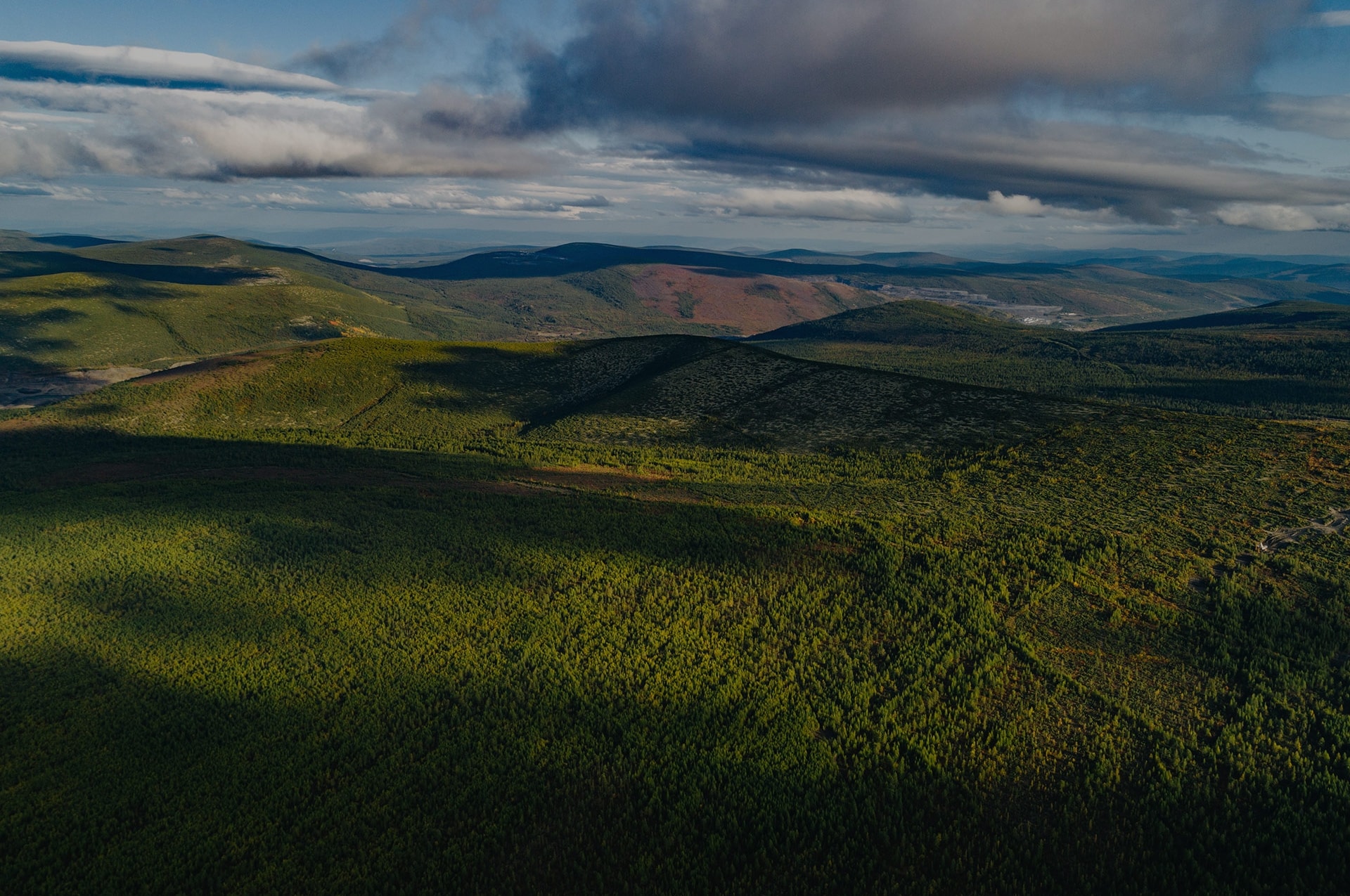 These drills also involve the participation of public emergency and rescue services.